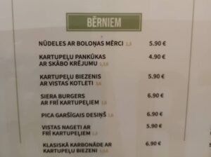 Eat & Chill ēdienkarte