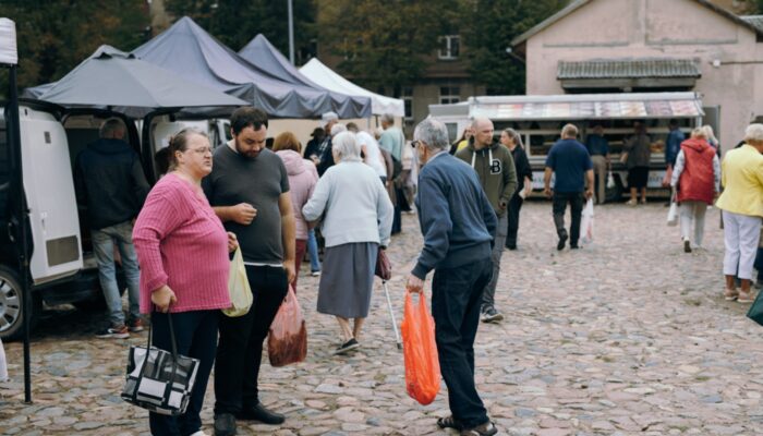 DANIELPHOTO2139 (Large)