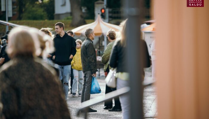 DANIELPHOTO4656 (Large)