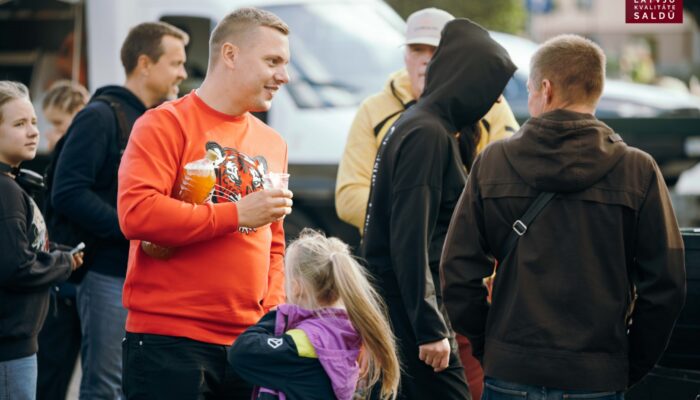 DANIELPHOTO4735 (Large)